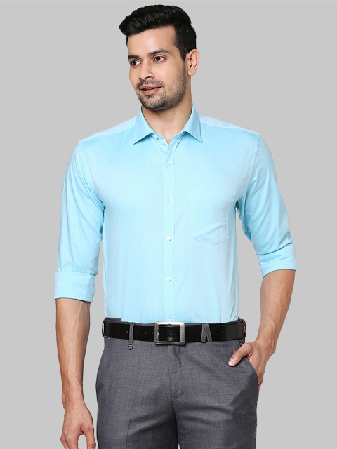 

Park Avenue Men Blue Slim Fit Solid Formal Shirt