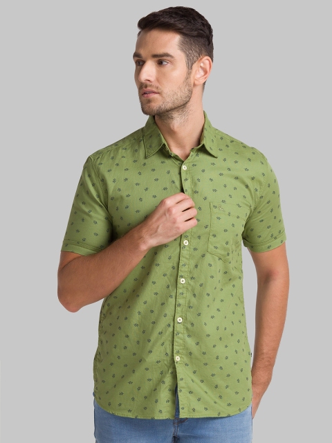 

Parx Men Green Slim Fit Abstract Printed Casual Shirt