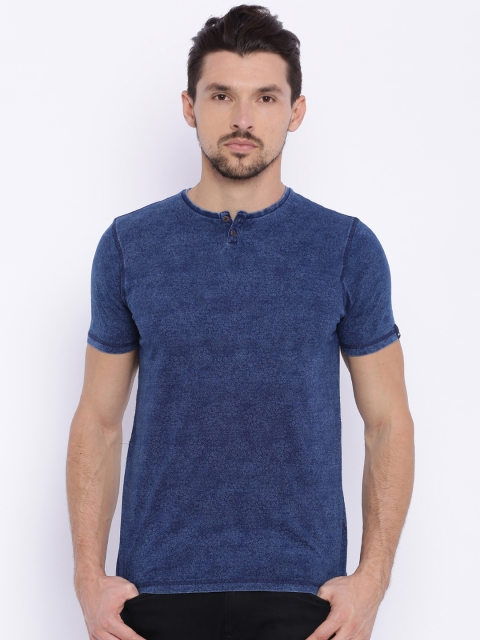 

Basics Men Blue Floral Print Muscle Fit Henley T-shirt