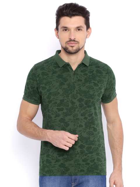 

Basics Men Green Printed Muscle Fit Polo T-shirt