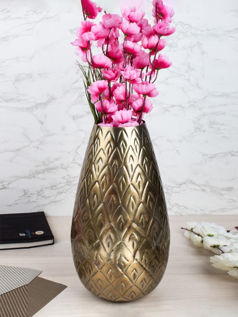 

MARKET99 Gold-Toned Solid Flower Vase
