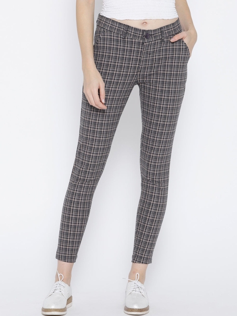 

JUMP USA Women Grey & Beige Checked Tailored Cotton Cropped Trousers