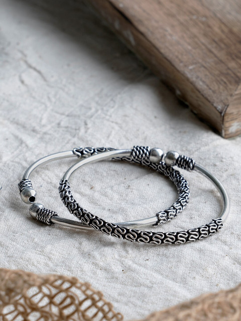 

Infuzze Set Of 2 Oxidised Silver-Plated Bangles