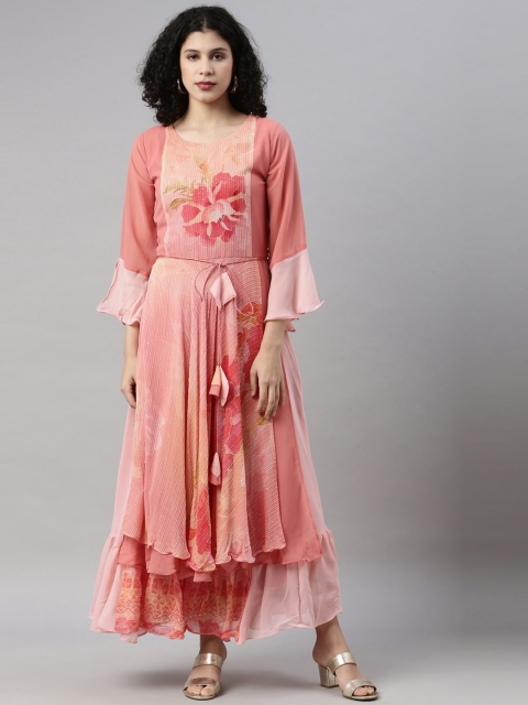 

GOLDSTROMS Women Peach-Coloured Floral Printed Flared Sleeves Georgette Kurta