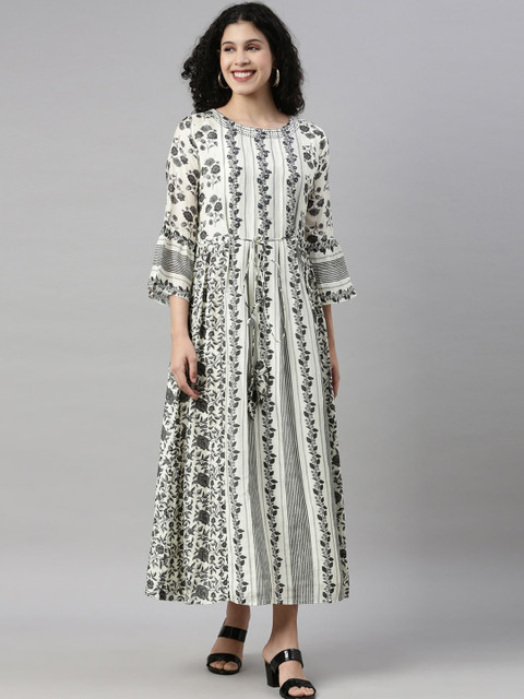 

GOLDSTROMS Off White & Black Printed Maxi Dress