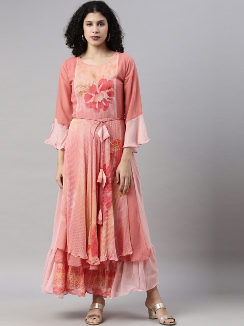 

GOLDSTROMS Women Peach-Coloured Floral Printed Flared Sleeves Georgette Kurta