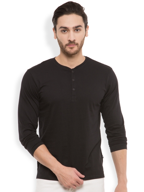

HIGHLANDER Men Black Solid Henley Neck T-Shirt