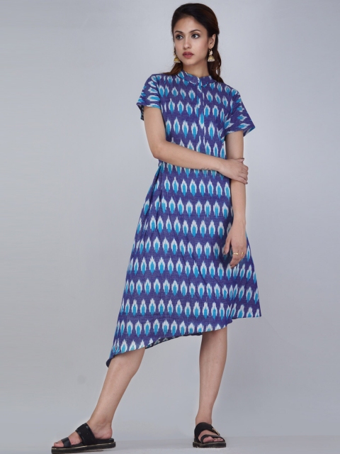 

Unnati Silks Women Blue Geometric Dyed Thread Work Handloom Kurta