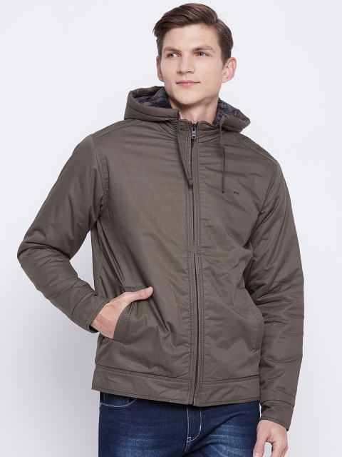 

Okane Men Grey Solid Lightweight Hooded Open Front Jacket