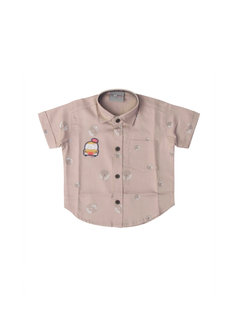 

Dapper dudes Boys Beige & White Printed Regular Fit Cotton Casual Shirt