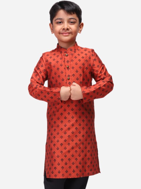 

NAMASKAR Boys Rust Ethnic Motifs Cotton Silk Printed Block Print Kurta