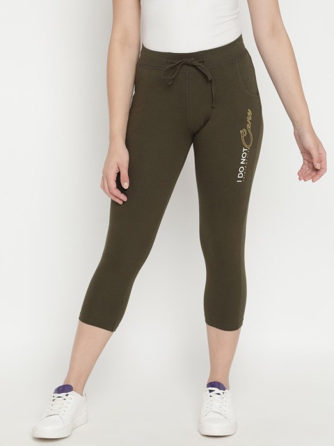 

V2 Value & Variety Women Green & White Solid Capris