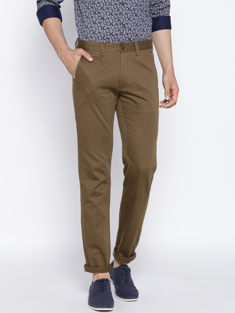 

Peter England Men Brown Solid Skinny Fit Chinos