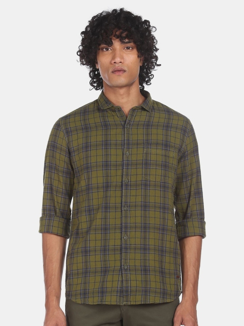 

Cherokee Men Green Tartan Checked Regular Fit Pure Cotton Casual Shirt