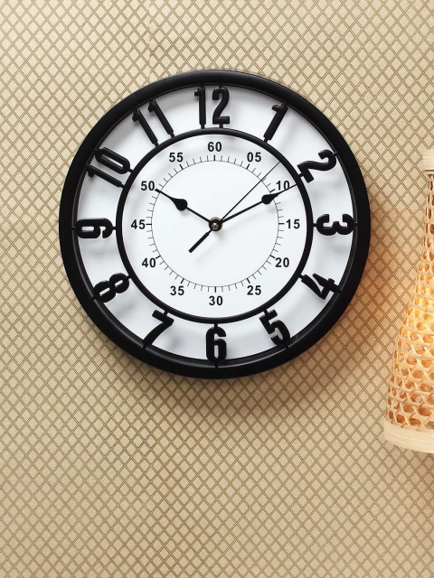 

House Of Accessories Black & White Solid Round Contemporary Wall Clock 30cm