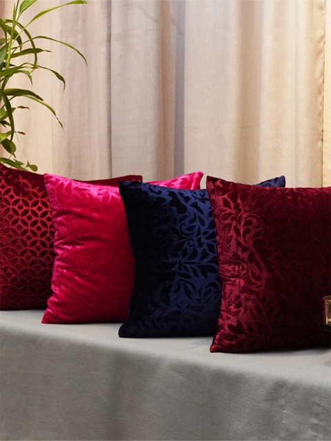 

ZEBA Magenta & Blue Set of 4 Velvet Square Cushion Covers