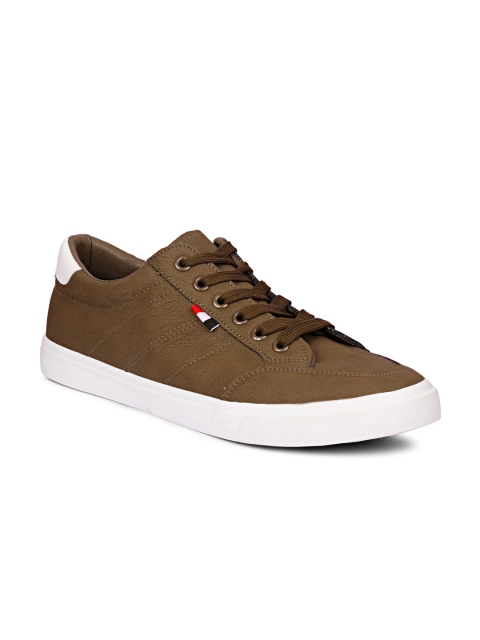 

CIPRAMO SPORTS Men Olive Green PU Sneakers