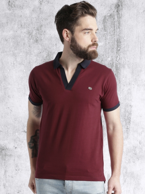

Roadster Men Maroon Solid Polo Collar T-Shirt