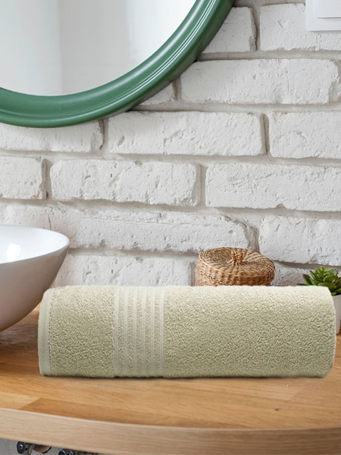 

Trident Green Solid 380 GSM Cotton Bath Towel