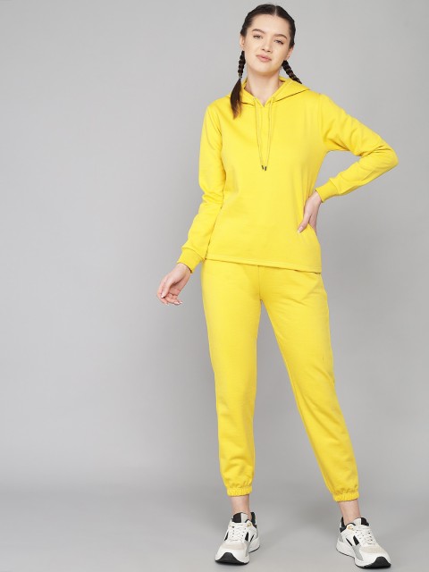 

Kotty Woman Yellow Hooded Sweatshirt and Sweatpant Set