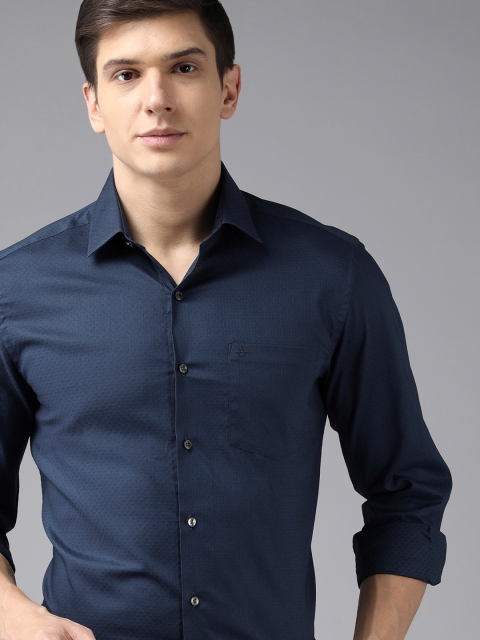 

Arrow Men Blue Solid Slim Fit Full Sleeves Pure Cotton Formal Shirt