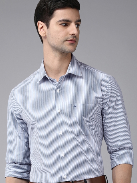 

Arrow Men White Manhattan Slim Fit Striped Formal Shirt