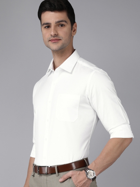 

Arrow Men White Solid Manhattan Slim Fit Pure Cotton Formal Shirt