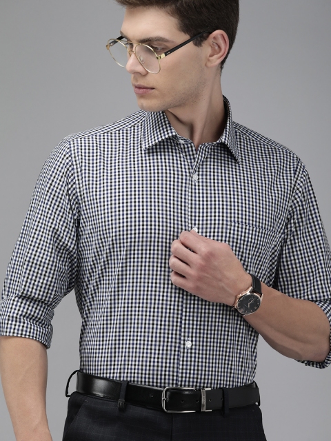 

Van Heusen Men Navy Blue & Black Checked Formal Shirt