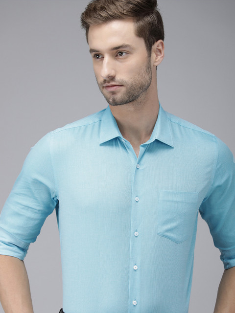 

Van Heusen Men Turquoise Blue Textured Slim Fit Formal Shirt
