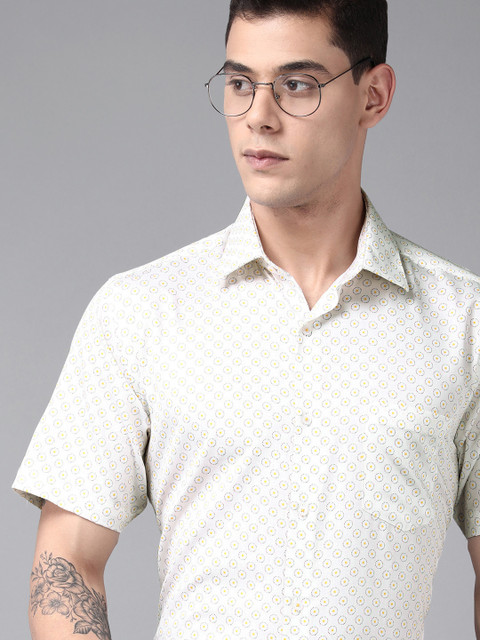 

Van Heusen Men Multicoloured Custom Fit Printed Formal Shirt, Multi