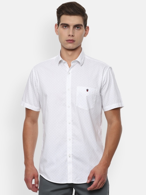 

Louis Philippe Sport Men White Slim Fit Geometric Printed Pure Cotton Casual Shirt