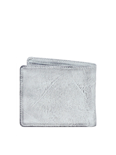 

Justanned Men Grey & Red Leather Two Fold Wallet