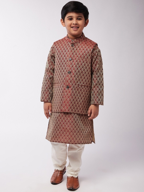 

SOJANYA Boys Maroon Printed Empire Kurta with Pyjamas