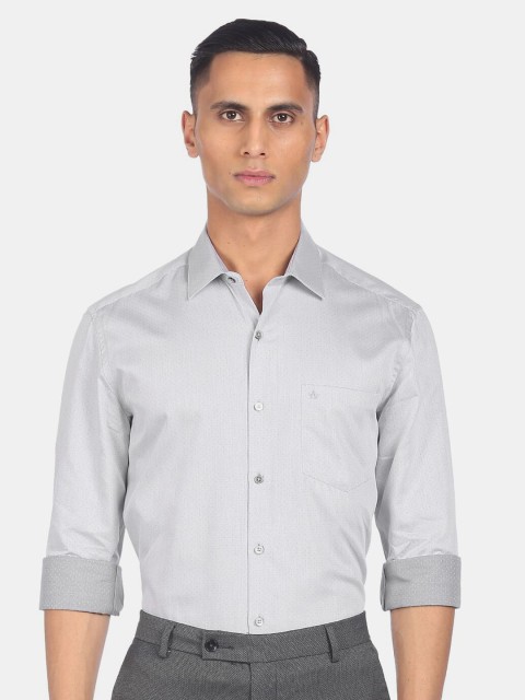 

Arrow Men Grey Pure Cotton Formal Shirt