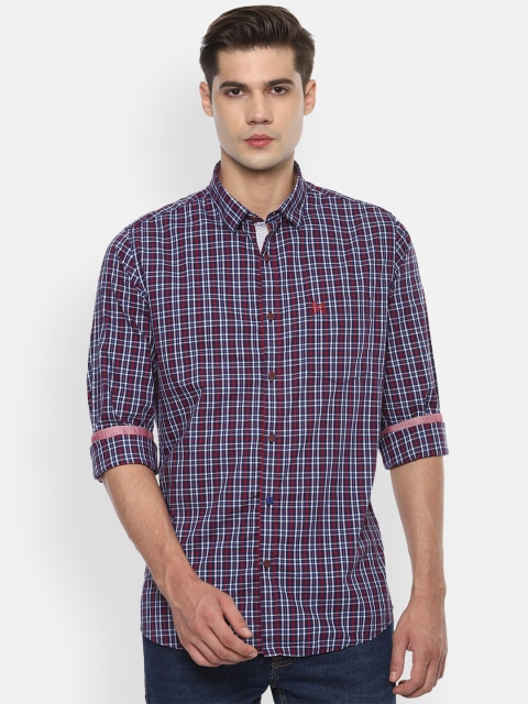 

Van Heusen Sport Men Navy Blue Slim Fit Checked Casual Shirt