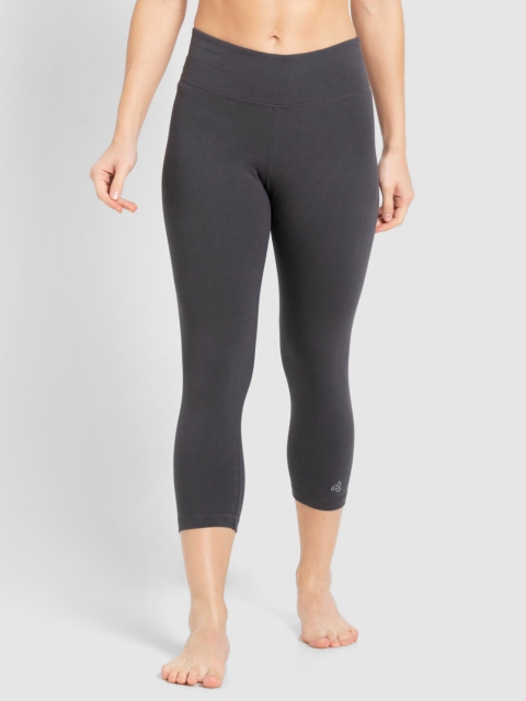 

Jockey Women Grey Knitted Sports Capris