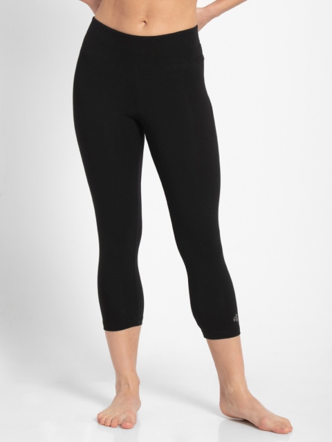 

Jockey Women Black Sports Capris