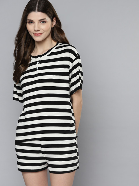 

VividArtsy Women Black & White Striped Night suit