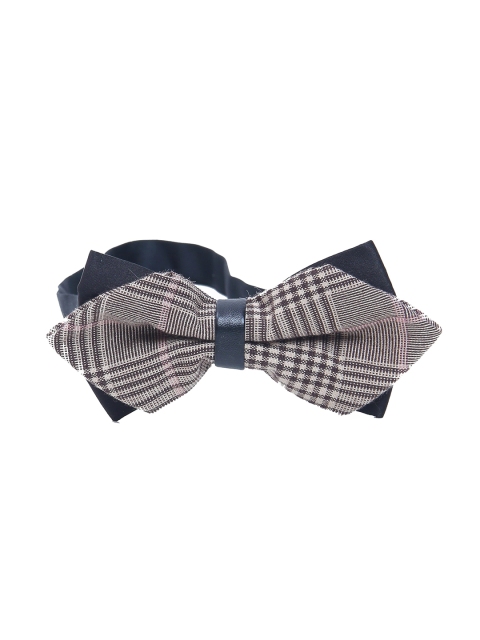 

Calvadoss Men Brown & White Checked Bow Tie