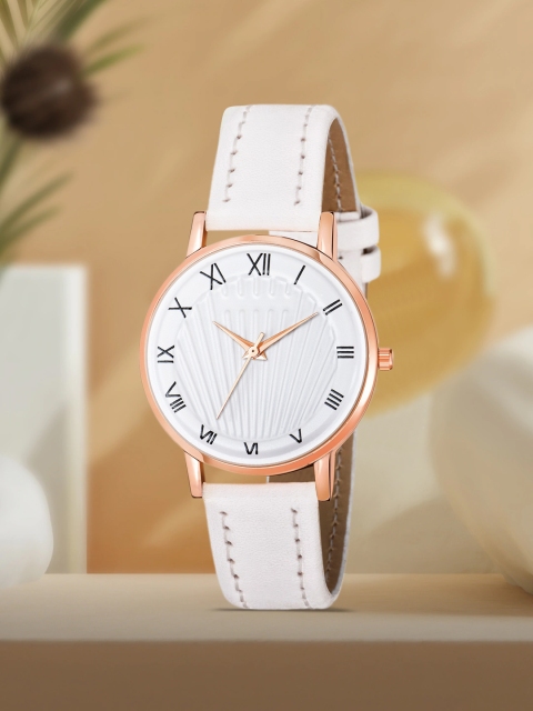 

Rage Enterprise Women White Brass Dial & White Leather Straps Analogue Watch RW858W