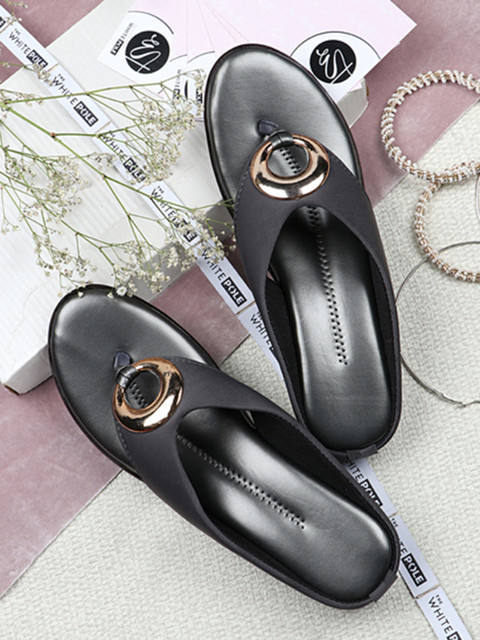 

THE WHITE POLE Women Black Colourblocked Leather Ethnic Open Toe Flats