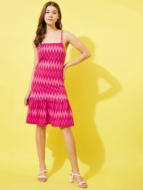 

Vvoguish Pink Geometric Printed A-Line Dress