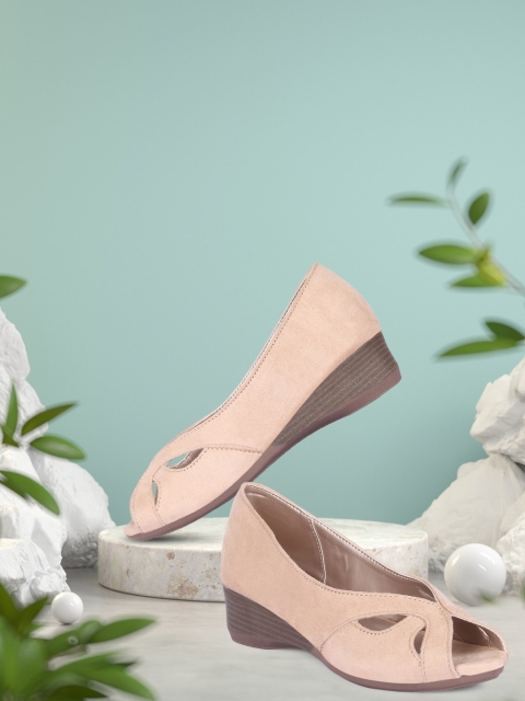 

Bella Toes Cream-Coloured Textured Suede Comfort Peep Toes