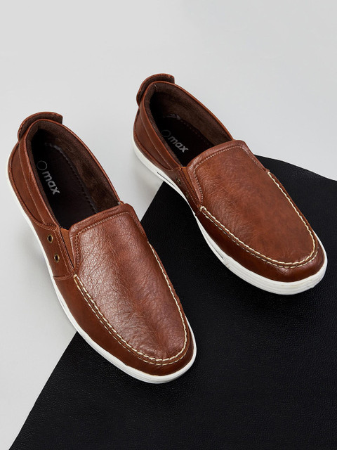 

max Men Tan PU Slip-On Sneakers