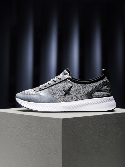 

HRX by Hrithik Roshan Men Grey Street Run Running Shoes