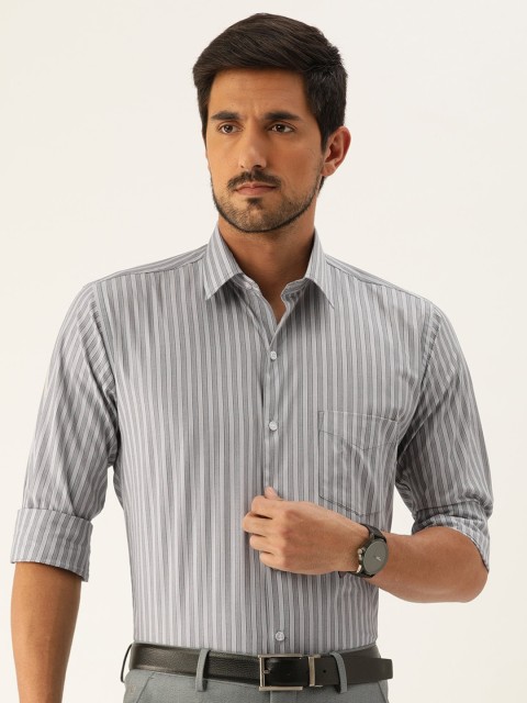 

Hancock Men Blue Slim Fit Striped Formal Shirt