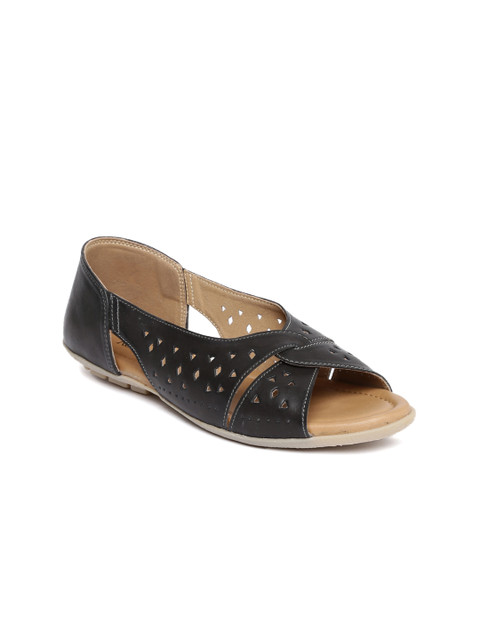 

Rocia Women Black Solid Flats