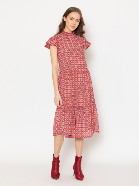 

SHAYE Coral & Pink Geometric Printed Flared Sleeves Tiered Fit & Flare Midi Dress