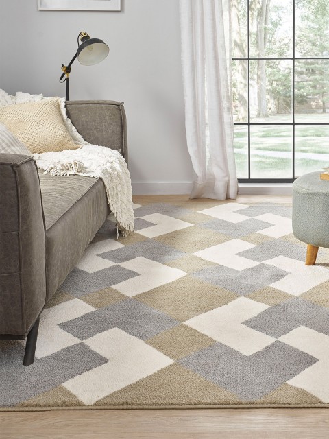 

Trident Cream-Coloured & White 3155 GSM Geometric Printed Shaggy Carpet