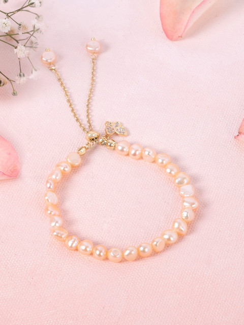 

Mikoto by FableStreet Women 18K Gold-Toned & Peach Pearl Butterfly Charm Bracelet